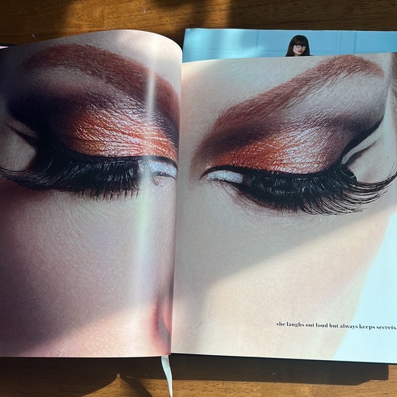 Kate Spade Coffee Table Book - SHE ONLY - Picture 9 of 11